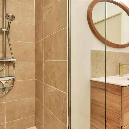 700 M De La - Jardin - Maison Pour 6 펜션 *