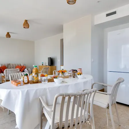 Maison 6 Pers, Jardin & Clim, A Pied Semesterbostad *
